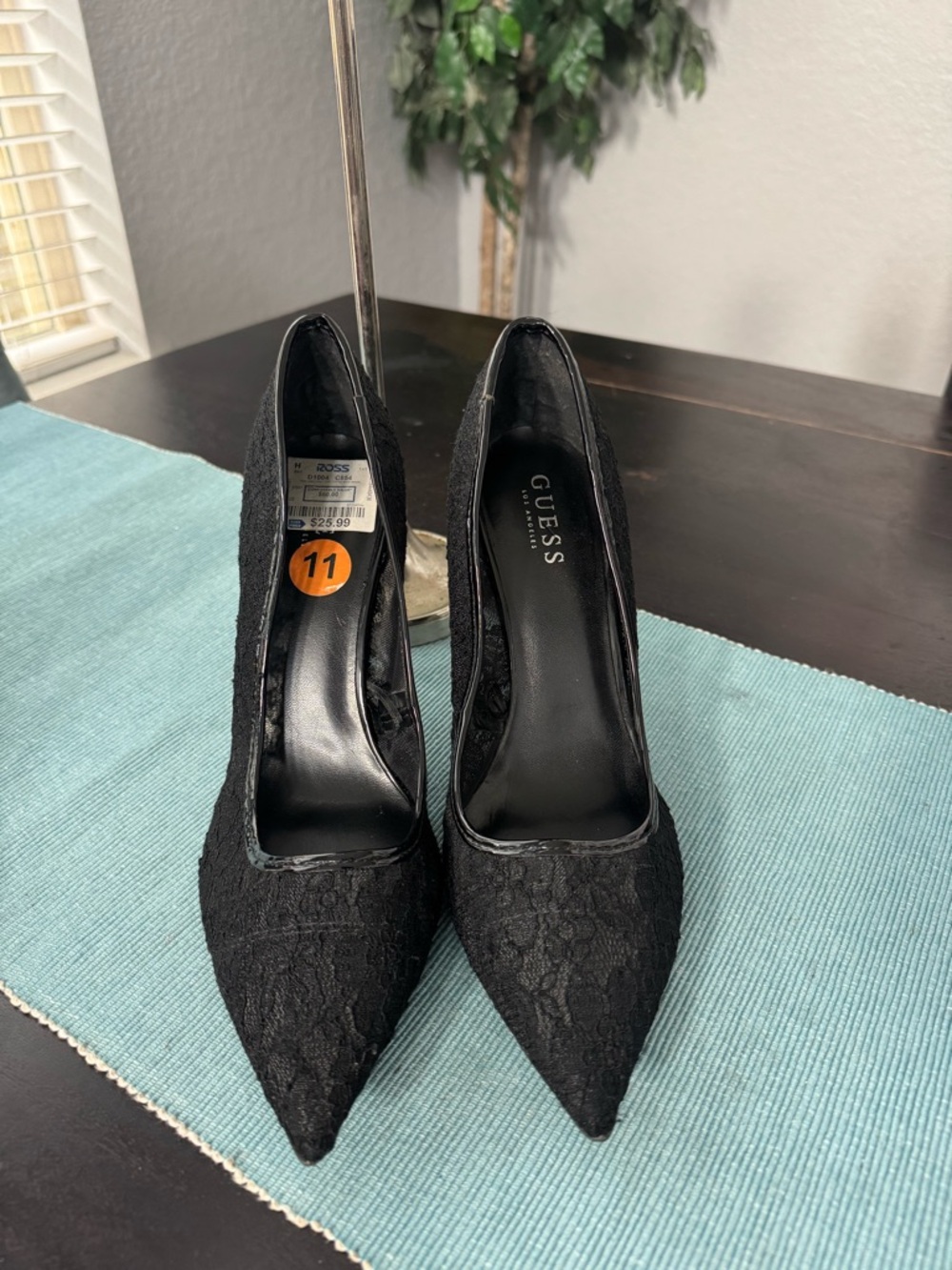 GUESS Black Lace Pointed Toe Heels size 11
